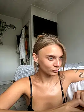 Sexo por webcam en StripChat con jessieamy