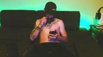 Free Live Sex en Cam4 con WHITE_BOY_TJ88