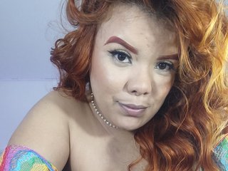 Ten sexo en vivo en Bongacams y masturbate con Samanthalicious por la webcam