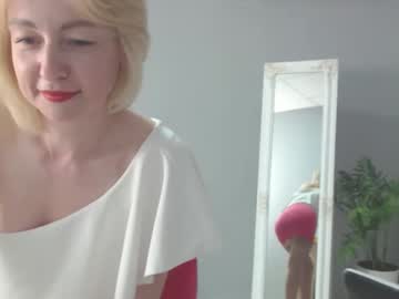 Show de sexo en vivo con blondy_mom chaturbate 