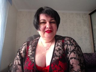 Ten sexo en vivo en Bongacams y masturbate con DianaLady por la webcam