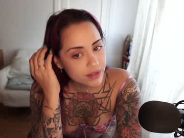 Free live sex with the naughty girl xoxoprune Chaturbate