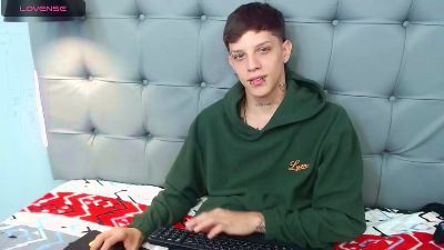 Free live sex with the naughty girl AddamTwink Cam4
